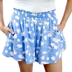 Lush Floral Flowy High Rise Elastic Waist Pull On Shorts in Blue & Cream